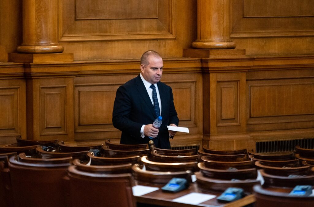Гроздан Караджов