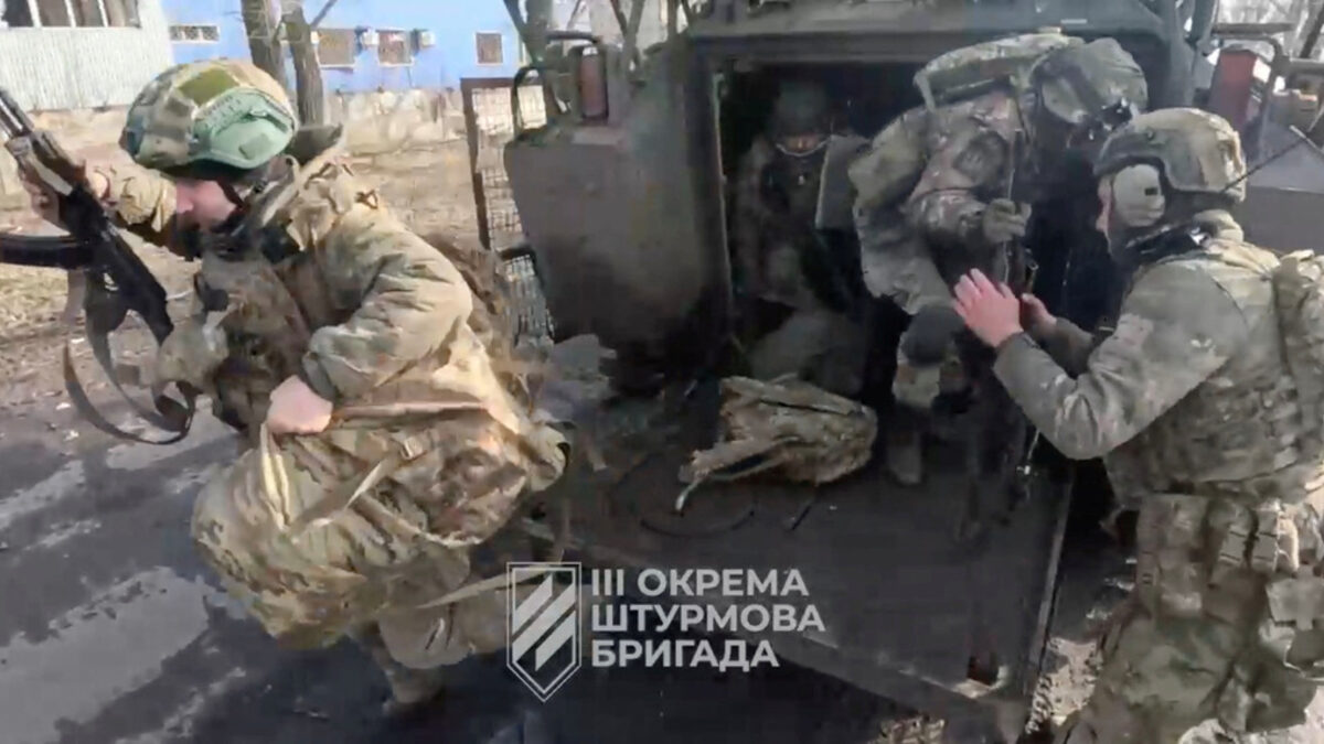Украйна: Ситуацията на фронта в Авдиивка се стабилизира Украйна: Ситуацията на фронта в Авдиивка се стабилизира