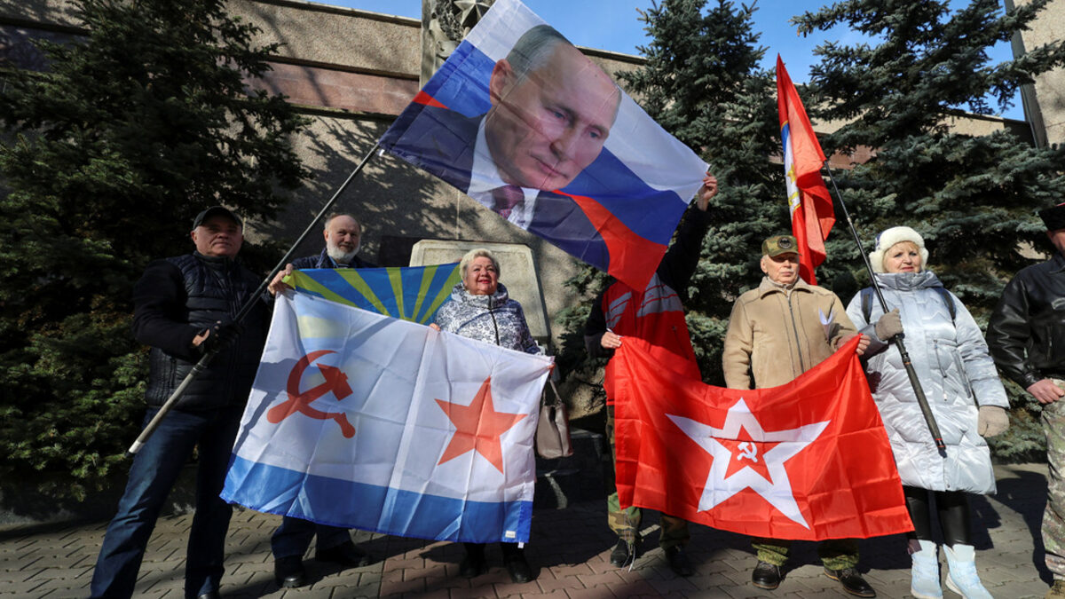 Защитата на "съотечественици в чужбина" стана повод и за анексирането на Крим, и за сепаратистката дейност в Донбас, и за пълномащабната война в Украйна