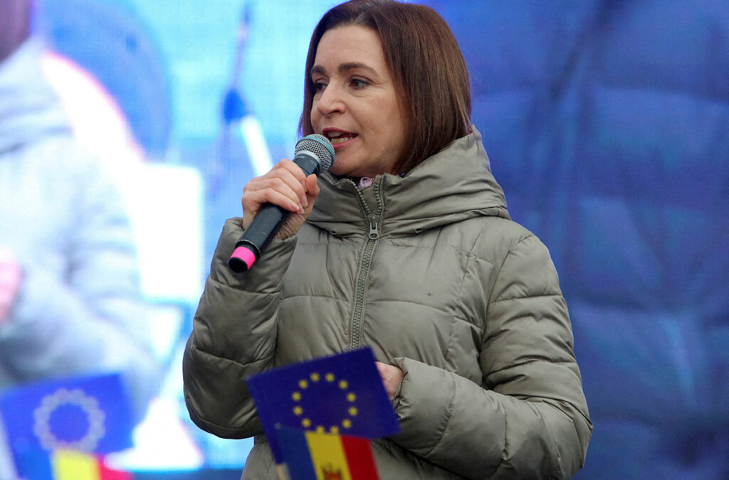 Президентът на Молдова Мая Санду на митинг и концерт по повод решението на Европейския съюз да започне преговори за членство с Молдова. Кишинев, 17 декември 2023 г.