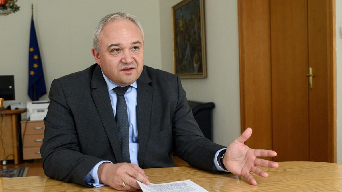 Иван Демерджиев служебен министър на вътрешните работи МВР Иван Демерджиев служебен министър на вътрешните работи МВР