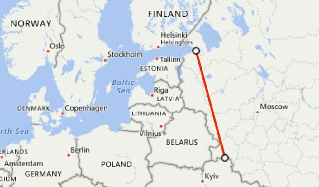 От 900 км Украйна атакува ключово пристанище край Санкт Петербург