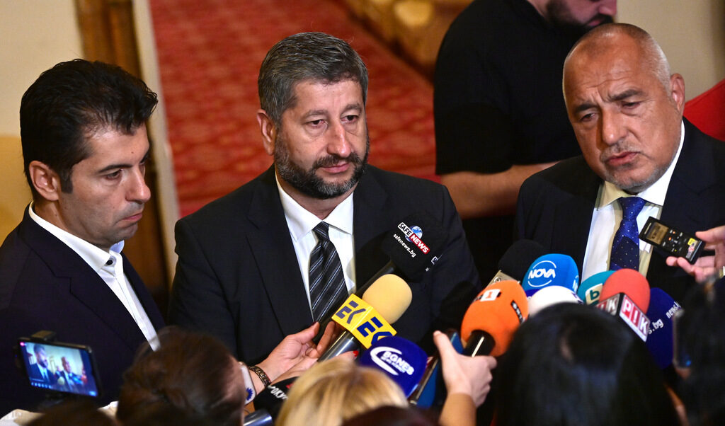 "Алфа рисърч": Споровете преди ротацията могат да доведат до изненади на евроизборите "Алфа рисърч": Споровете преди ротацията могат да доведат до изненади на евроизборите