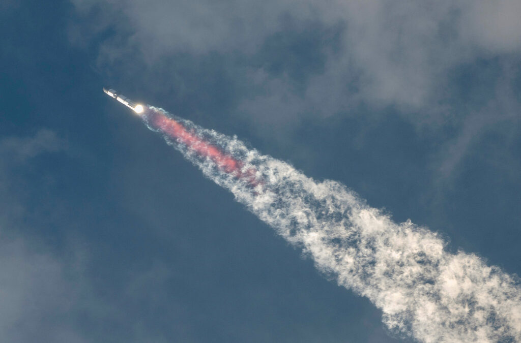 Ракетата Starship отново избухна, но почти в края на теста