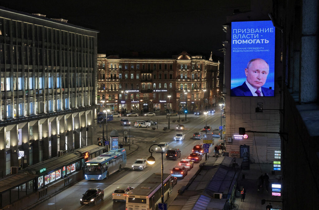 Русия заплаши със затвор желаещите да участват в акция против Путин на изборите