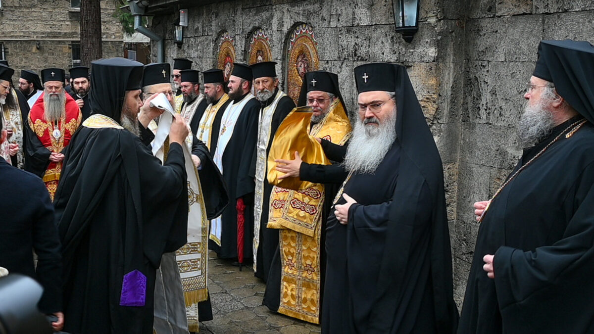 Първо ще бъде избран Сливенски митрополит, след това патриарх, съобщиха от синода