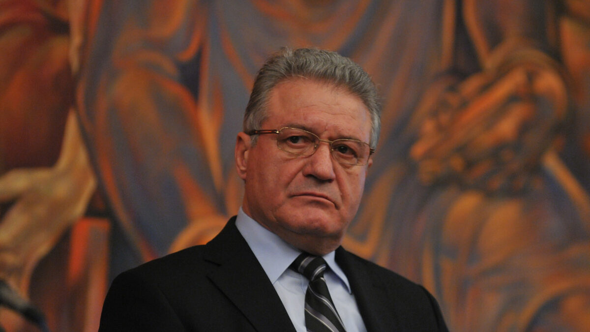 Ангел Марин
