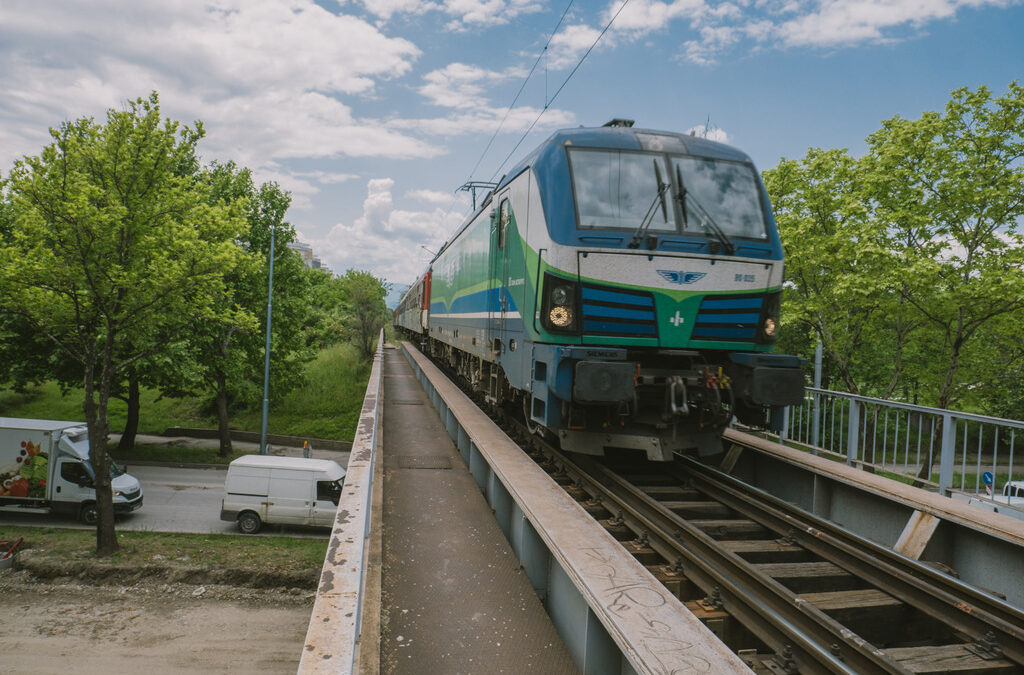 Еврокомисията спира проверката на "китайската" поръчка за БДЖ Еврокомисията спира проверката на "китайската" поръчка за БДЖ