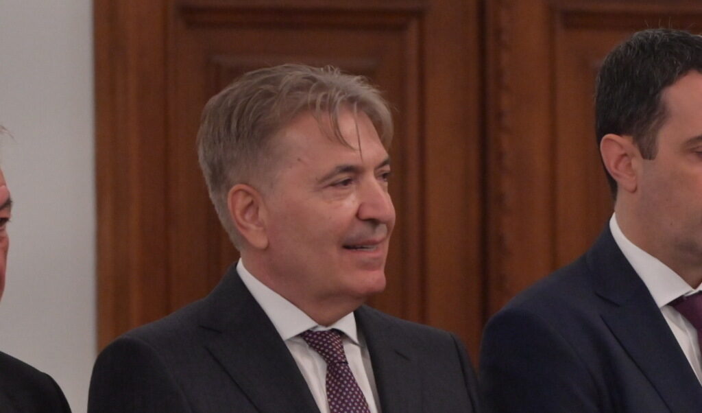 Петко Николов