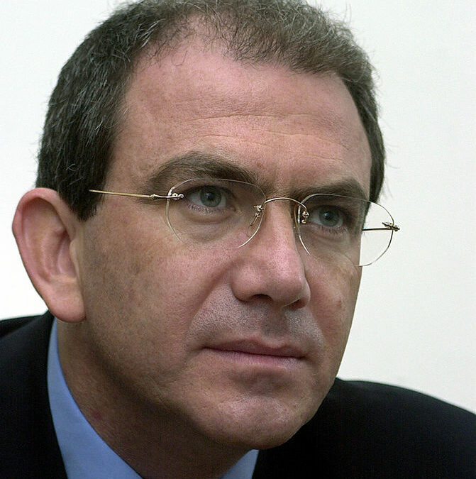 Левицата предупреди Камов с изключване заради опозиционерство 