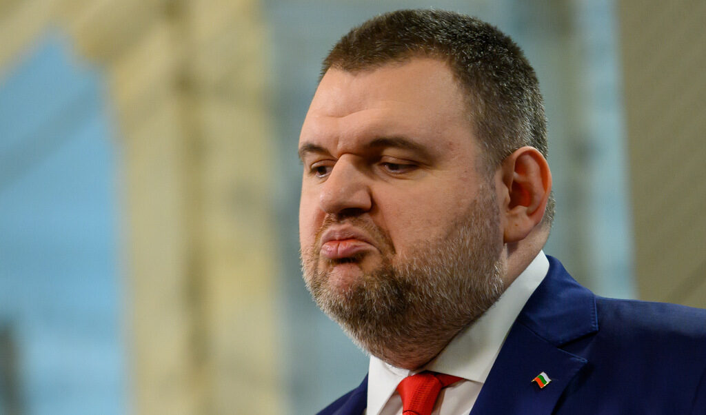 ДПС няма да работи с "Продължаваме промяната - Демократична България", ако всичко за митниците е вярно
