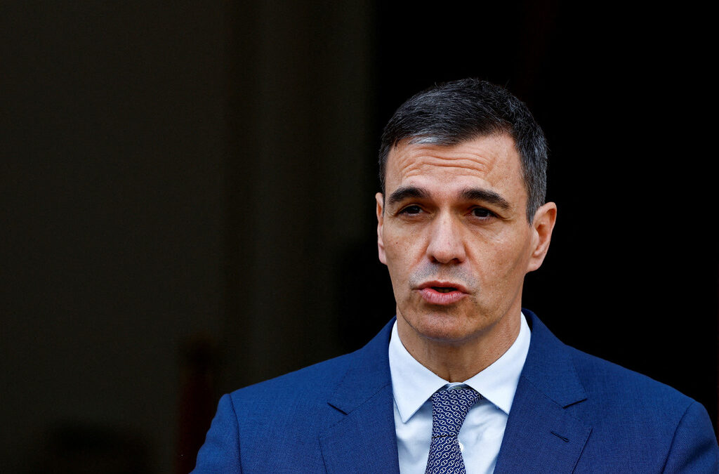Испанският премиер остава на поста Испанският премиер остава на поста