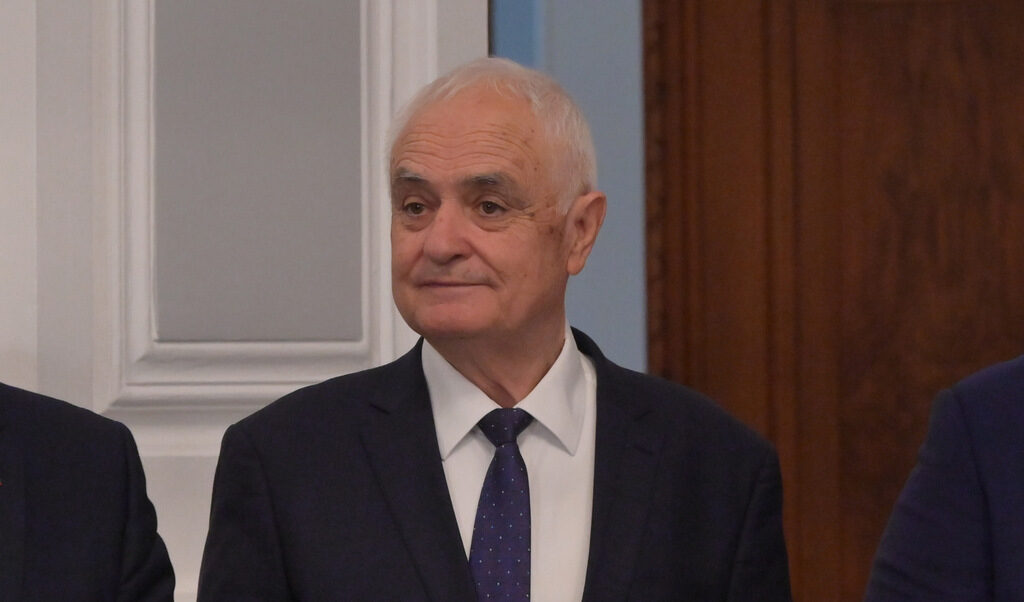 Служебният министър на отбраната очаква на парада догодина да се включат и изтребители F-16