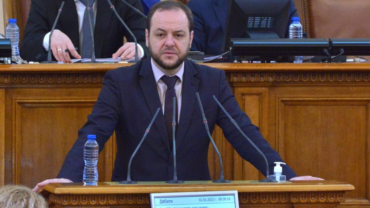 Борислав Сандов