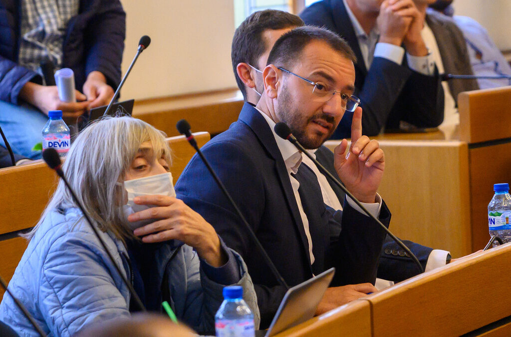 Хекимян нападна специално "Спаси София", всички били тяхна жертва