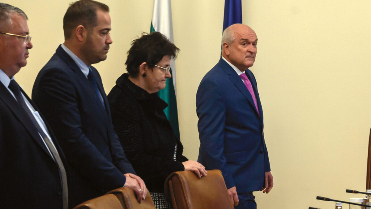 Правителството дава 39 млн. лв. за увеличение на заплатите на работещите в университетите
