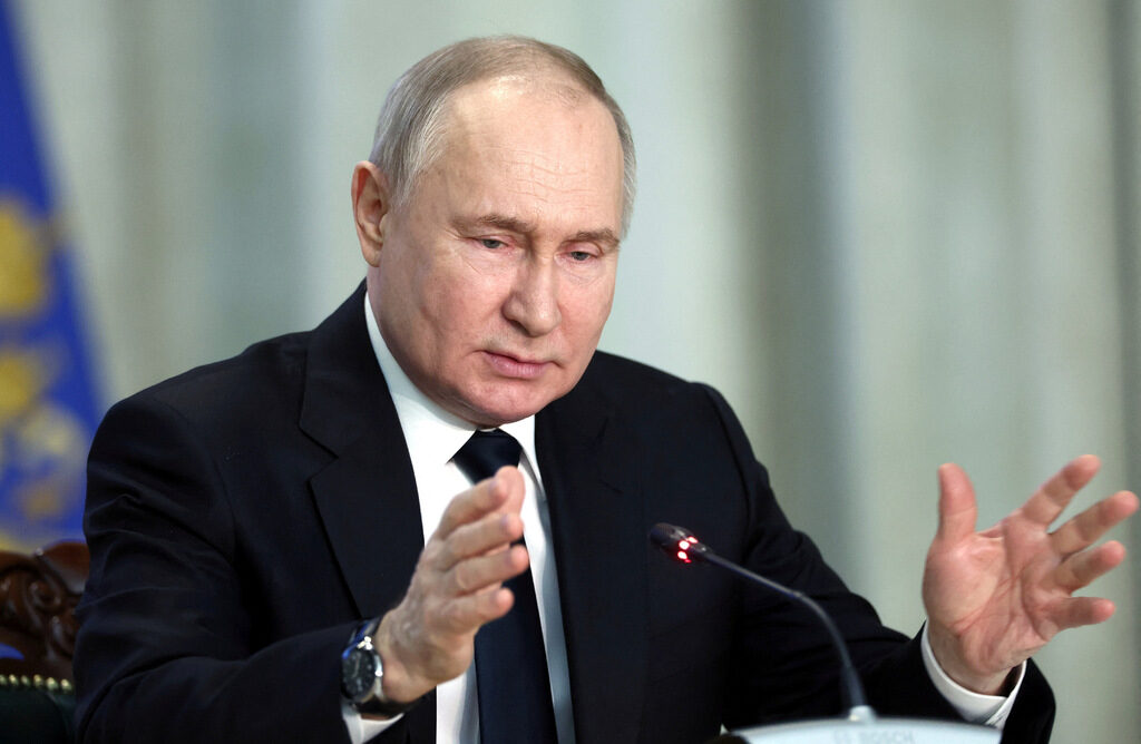 Путин слага още икономисти в отбраната