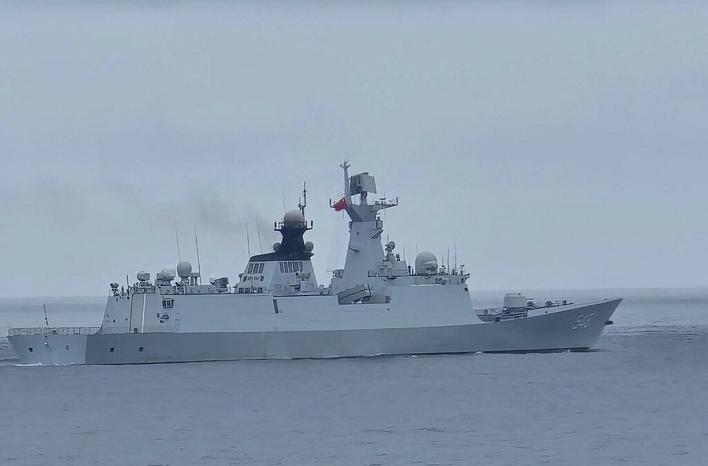 Китай започна "наказателни военни маневри" около Тайван