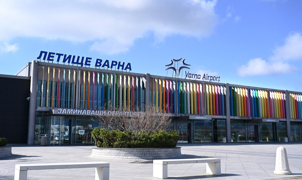"Уизер" добавя 4 нови дестинации от Варна