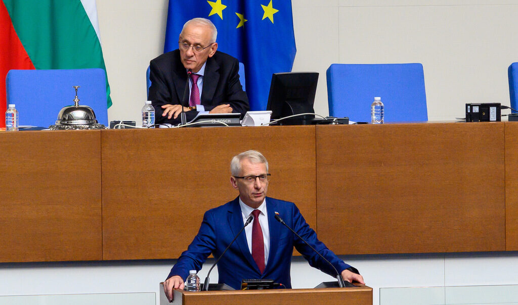 Николай Денков ще оглави парламентарната група на "Продължаваме промяната - Демократична България" Николай Денков ще оглави парламентарната група на "Продължаваме промяната - Демократична България"