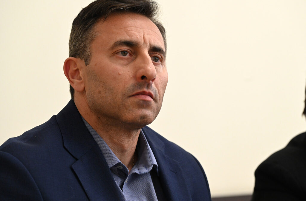 Брифинг на служебния министър на финансите, Румен Спецов, НАП Брифинг на служебния министър на финансите, Румен Спецов, НАП
