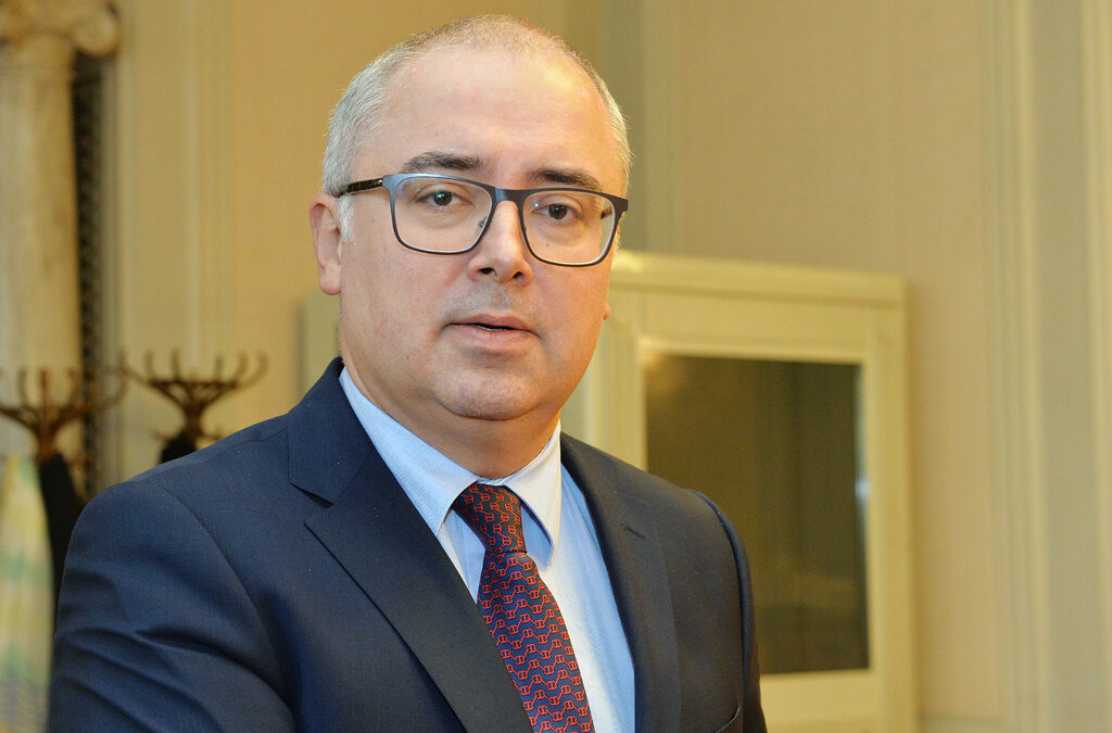 Владимир Савов