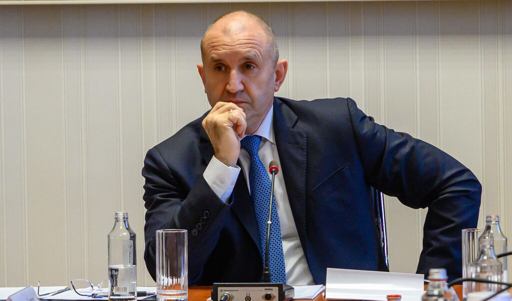 Румен Радев