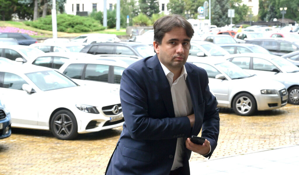 Божидар Божанов от "Продължаваме промяната - Демократична България" Божидар Божанов от "Продължаваме промяната - Демократична България"