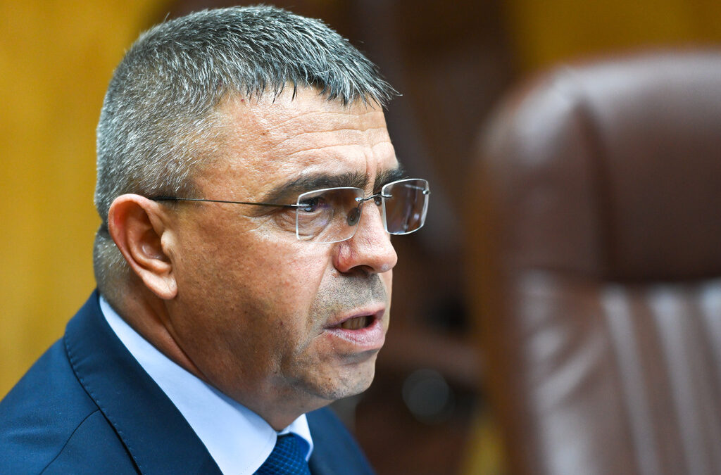 Министърът Илков направил чистката в МВР, за да покаже, че иска честни избори Министърът Илков направил чистката в МВР, за да покаже, че иска честни избори