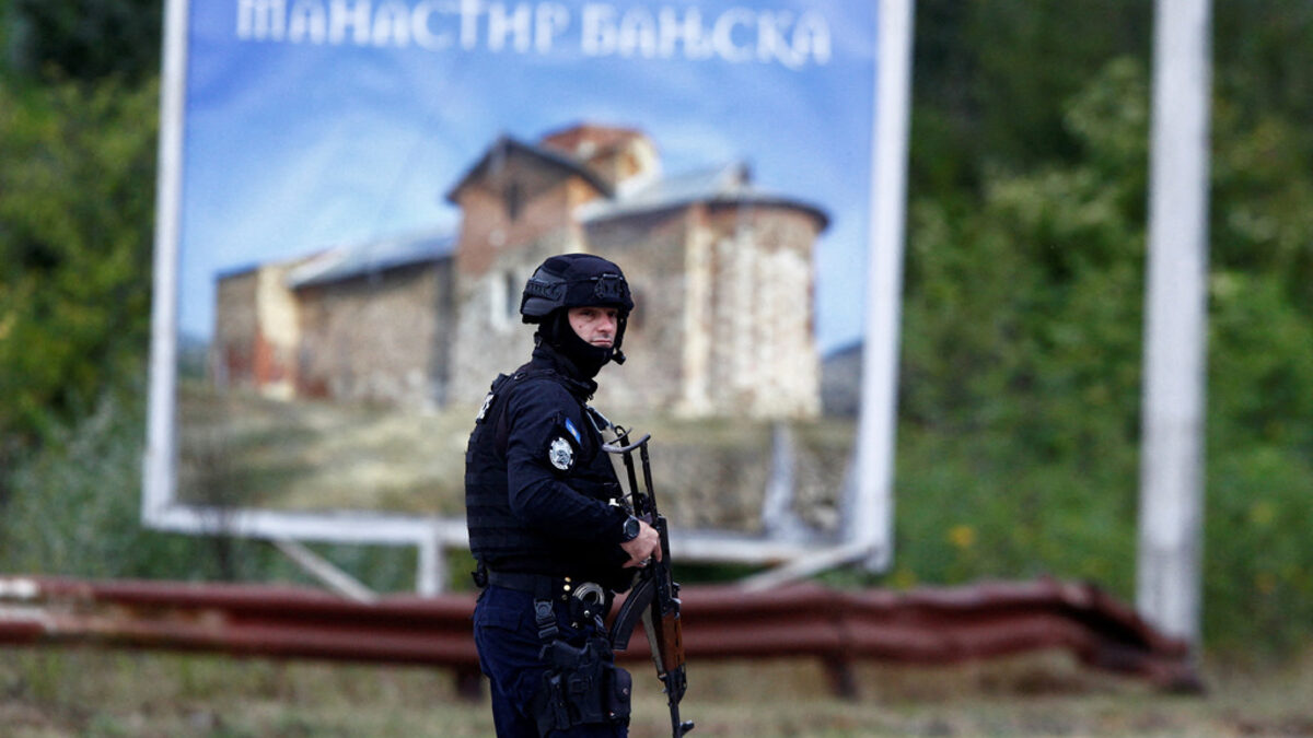 Косово обвини десетки за нападението в Банска, сред тях е близък до Вучич