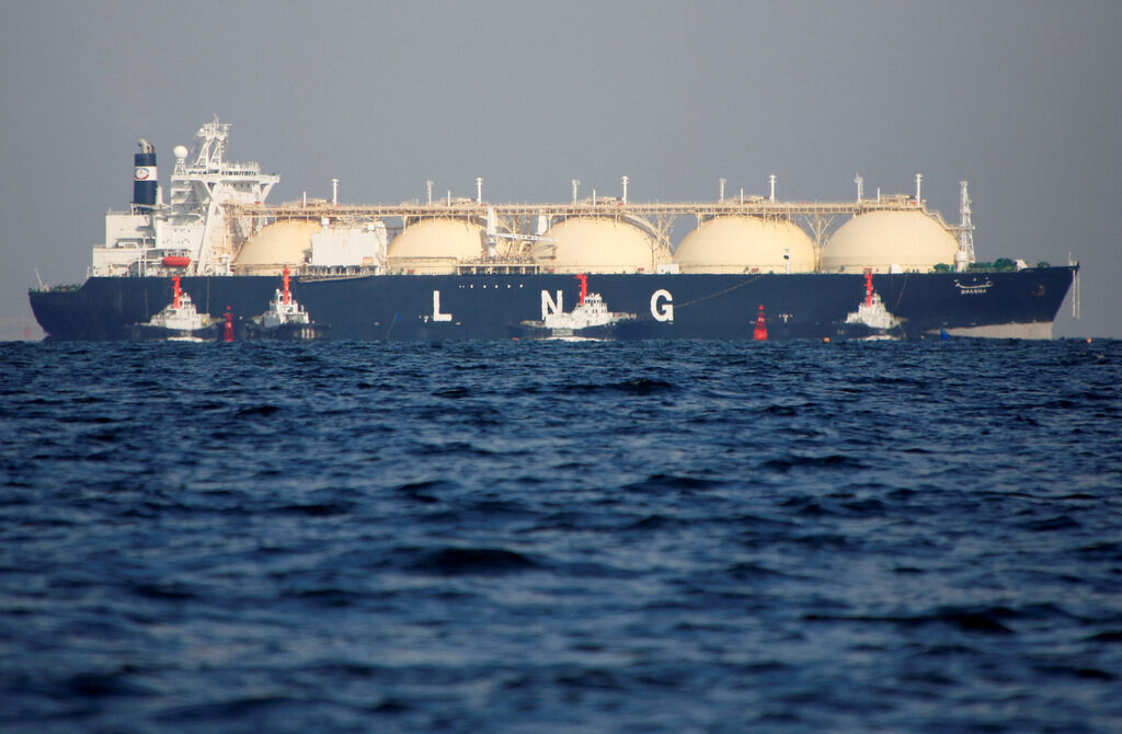 Защо Белгия настоява ЕС да санкционира втечнения руски газ