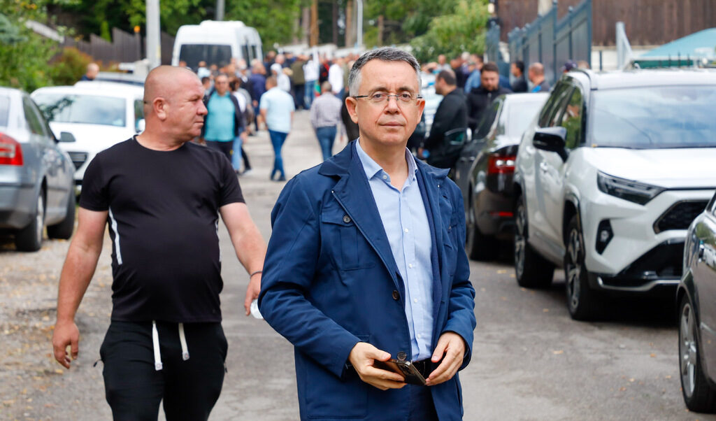 ДПС-Доган - протест пред сараите в "Бояна" - ден 1 - Хасан Азис - ул. "Стар Беловодски път"