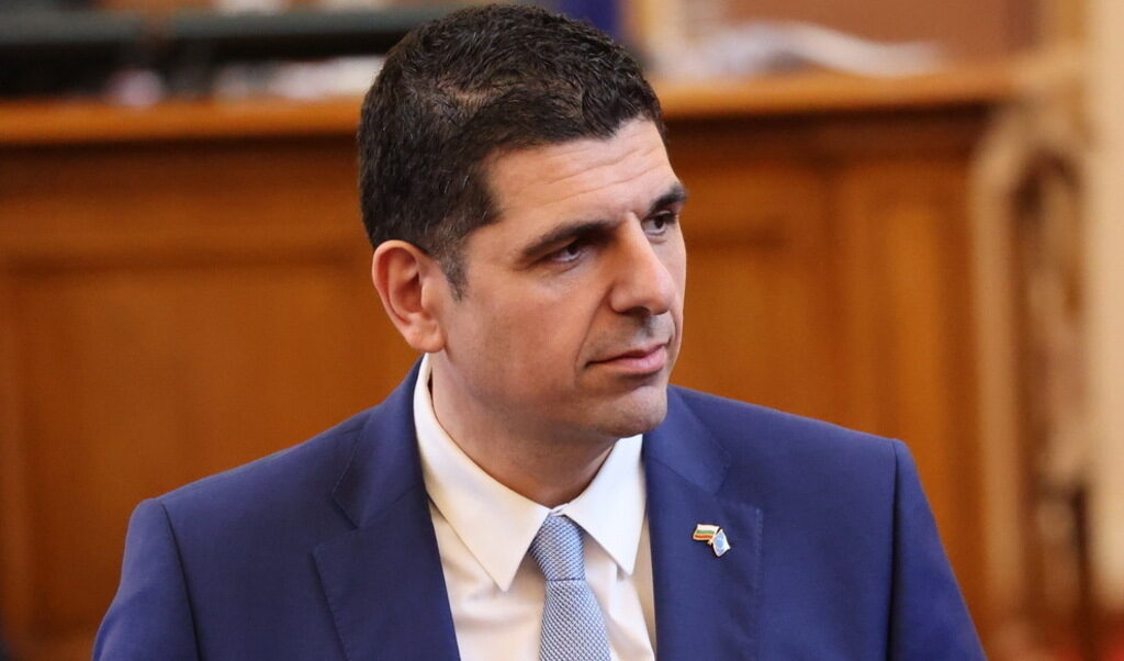 Ивайло Мирчев - кандидатът за народен представител в листите на "Продължаваме промяната - Демократична България" в столичния 23-и многомандатен избирателен район