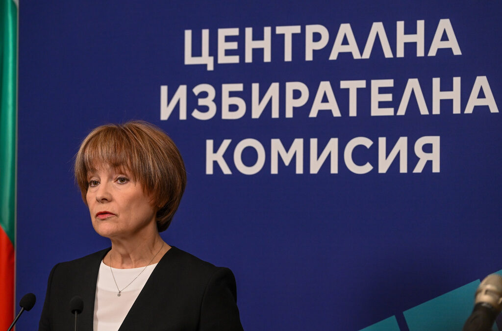 Напрежение в избирателната комисия заради смените на членове на секционни комисии