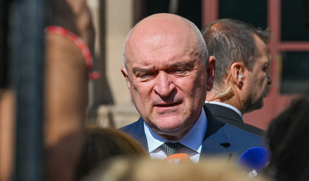 Главчев призова за сдържаност и конструктивен диалог при съставянето на редовен кабинет