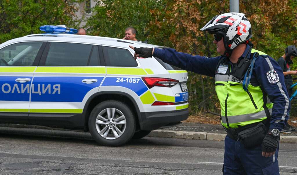 Двама загинаха при тежка катастрофа на главния път София - Варна