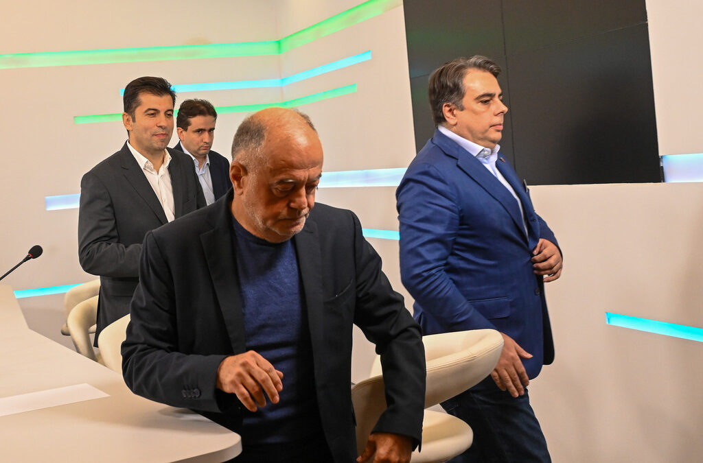 Атанас Атанасов, Кирил Петков, Асен Василев и Божидар Божанов Атанас Атанасов, Кирил Петков, Асен Василев и Божидар Божанов