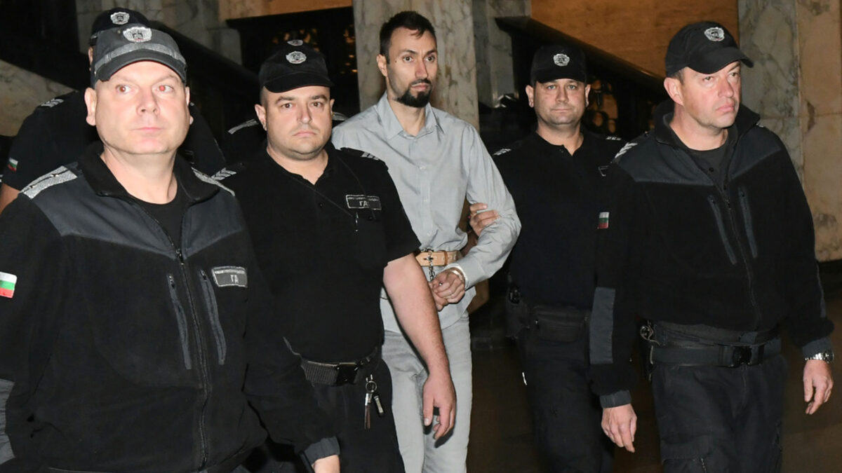 На първа инстанция Орлин Владимиров и баща му Пламен бяха осъдени на доживотен затвор по обвинението за убийството на съпругата на Орлин Евгения Владимирова