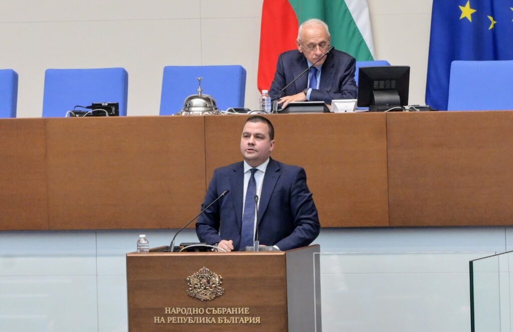 Социалистите обвиниха всички останали партии, че искат избори