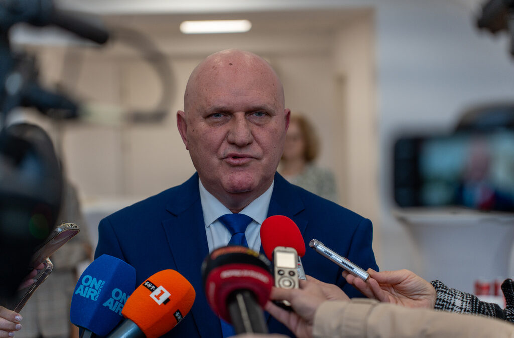 Министър на образованието и науката Галин Цоков Министър на образованието и науката Галин Цоков