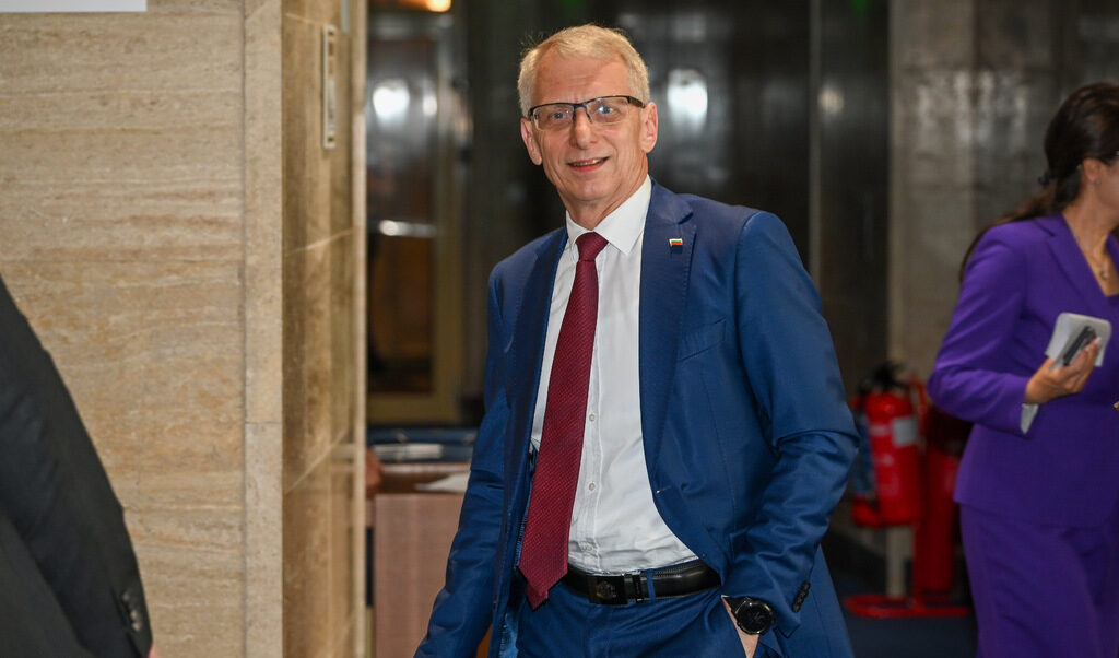 Божанков и Лорер гарантираха, че Пеевски ще контролира парламента, заяви Николай Денков