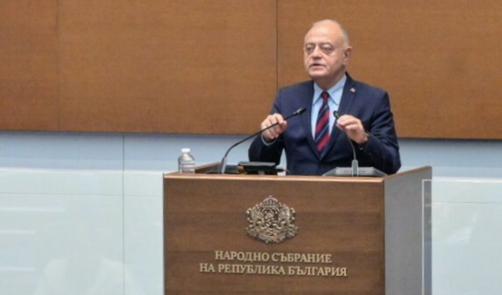 Атанасов заяви, че не желае подкрепа от "Възраждане" и "Ново начало"