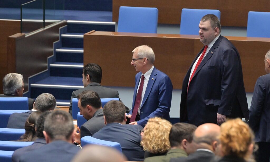 Пеевски не може да стане министър-председател, защото ще се повтори знаменитият граждански бунт, когато го поканиха да бъде шеф на ДАНС.
