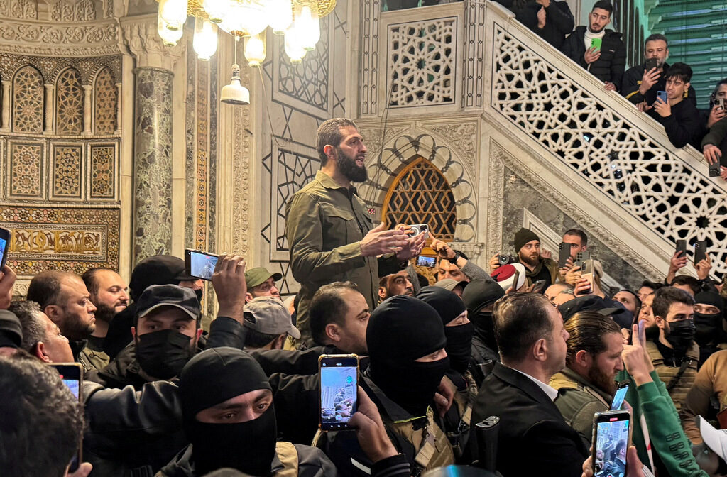 Лидерът на бунтовниците е в Омаядската джамия