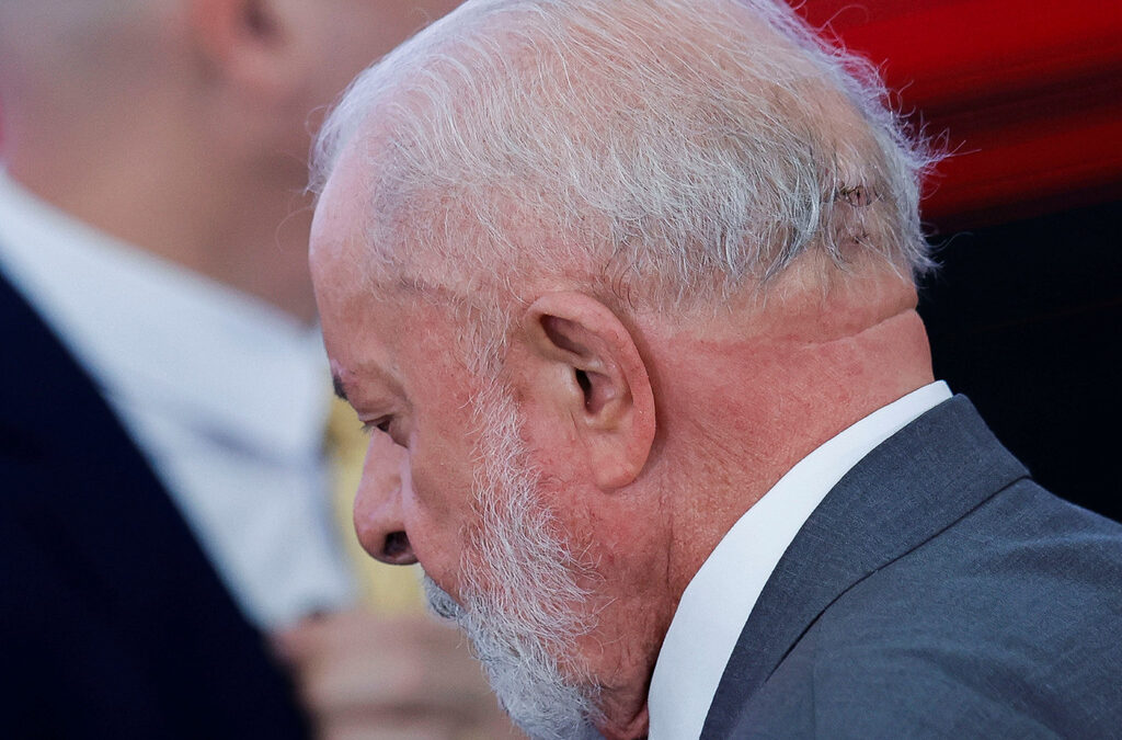 Бразилският президент е претърпял спешна мозъчна операция