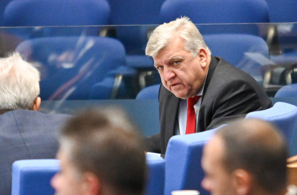 Депутатите създадоха две временни комисии