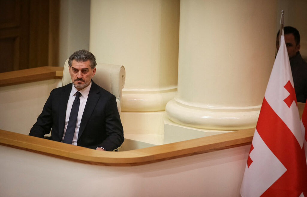 В Грузия избраха президент и нови санкции