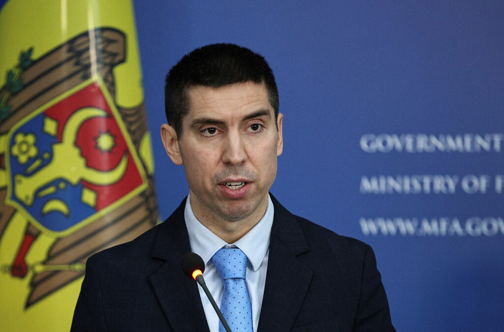 Външният министър на Молдова Михай Попсой Външният министър на Молдова Михай Попсой
