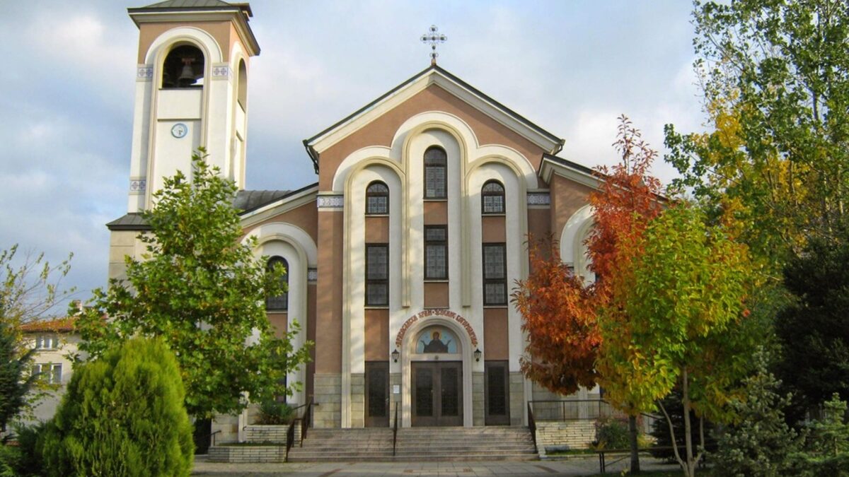 Катедралният храм на Българската православна старостилна църква е в софийския квартал "Братя Бъкстон". Девическият манастир в Княжево също е към тази църква.