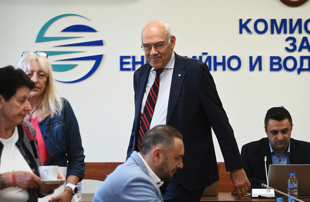 Заседание на КЕВР, Иван Иванов, Пенка Трендафилова, Димитър Кочков